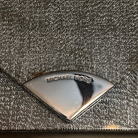 Rare Michael Kors Silver Plastic Heavy Chained Purse - Picture 2 of 9